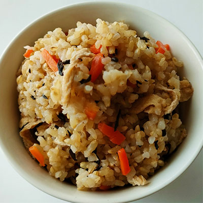 玄米のひじきご飯