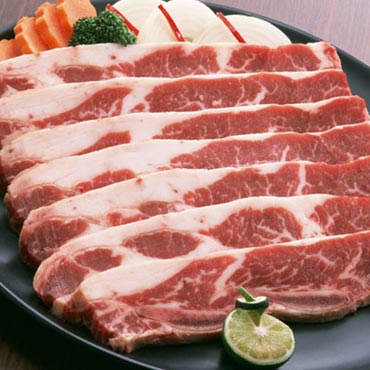 飽和脂肪酸が多い肉のイメージ