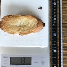 焼いたフランスパン一枚 13g