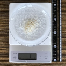 パン粉(小さじ一杯) 1g