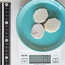 里芋輪切り3個の水煮