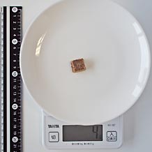 黒砂糖固形４g×1個