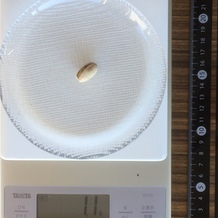 殻付きピスタチオ、1個