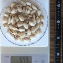 殻付きピスタチオ、66個（約100ml）