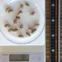 10g分の殻抜きピスタチオ