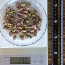30g分の殻抜きピスタチオ