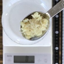 おろししょうが小さじ一杯のクロースアップ