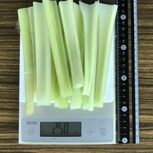 セロリ 250g