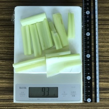 セロリ 93g