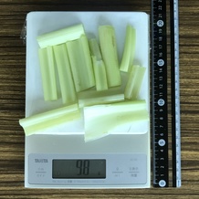 セロリ 98g