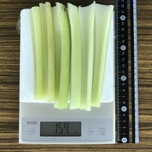 セロリ 154g