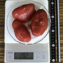 ホールトマト3個 202g