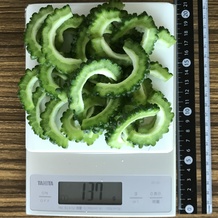 ゴーヤ(スライス) 137g