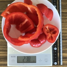 赤ピーマン 238g