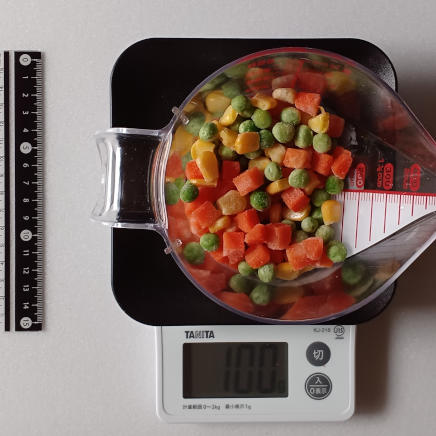 1カップ程(100g)のミックスベジタブル