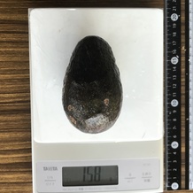 アボカド1個 158g