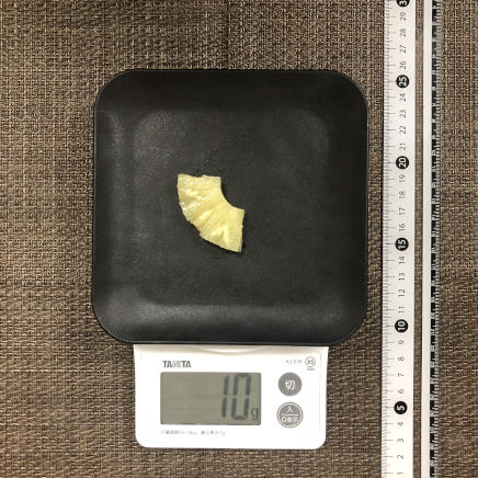 1/4切れ分のパイナップル