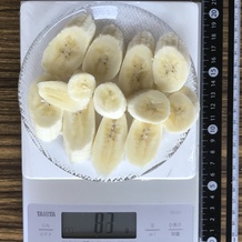 バナナ 83g