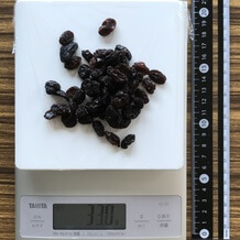 100kcal分の干しぶどう 33g