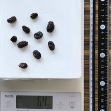 レイズン10個 6.4g