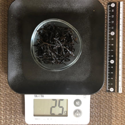 25g（おつまみ皿１杯）のゆでひじき
