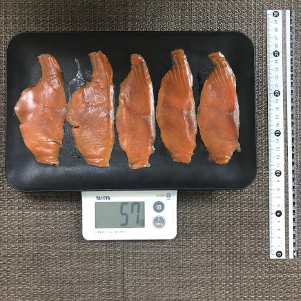 5枚分のスモークサーモン
