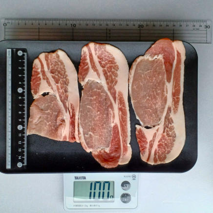 100gの豚ロース