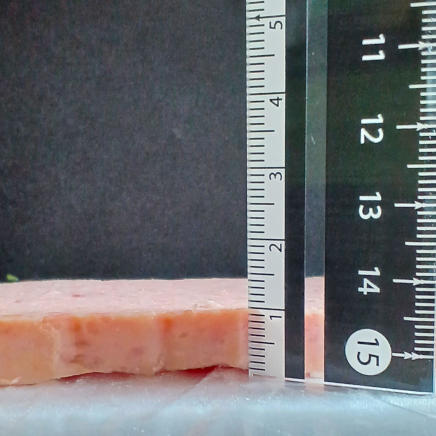 1枚50gのランチョンミート(厚さ約1㎝)