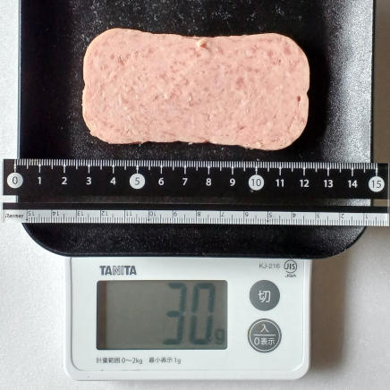 1枚30gのランチョンミート