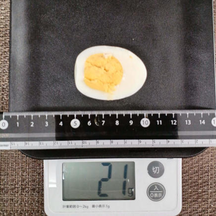 ゆで卵 21g