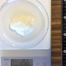 スプーン2杯分のヨーグルト(26.6g)