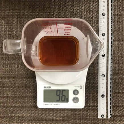 計量カップ90mlの紹興酒