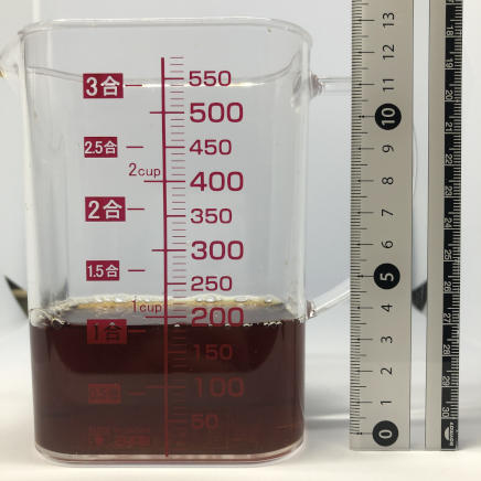 横から撮影した180mlの紹興酒