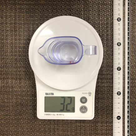 計量カップ30mlのキュラソー