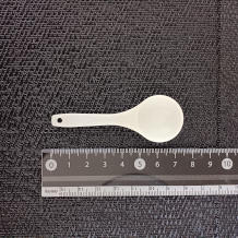 計量に使用した市販品の備え付スプーン