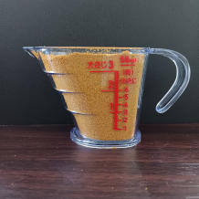 横から見た30gのカレー粉