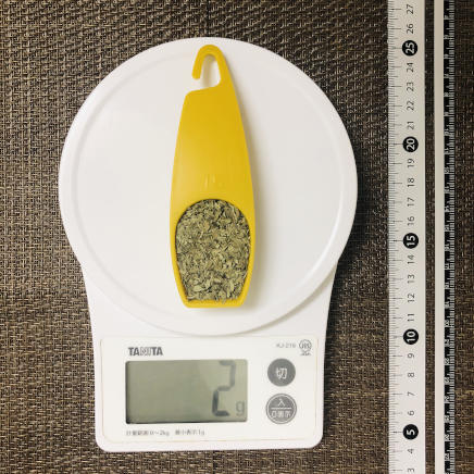 大さじ1杯分のバジル粉末