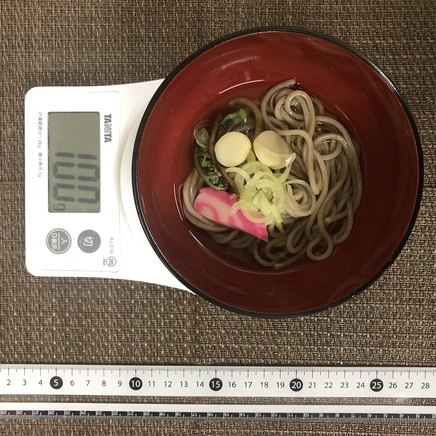 100g分の山菜そば