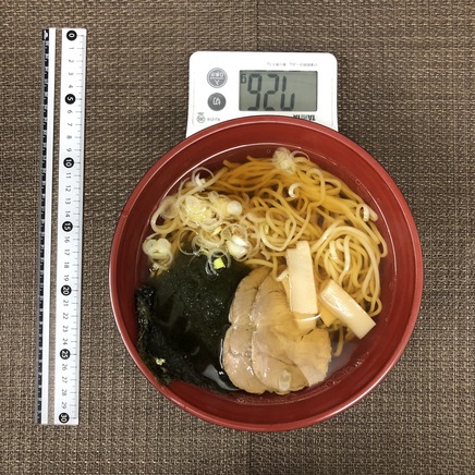 丼1杯・1人前の醤油ラーメン