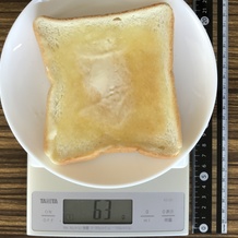 バターを塗ったトースト 63g
