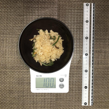 100gの山菜おこわ