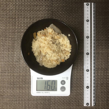 丼ぶり1杯・1人前160gの炊き込みご飯
