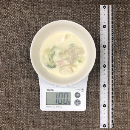 100gのクリームシチュー