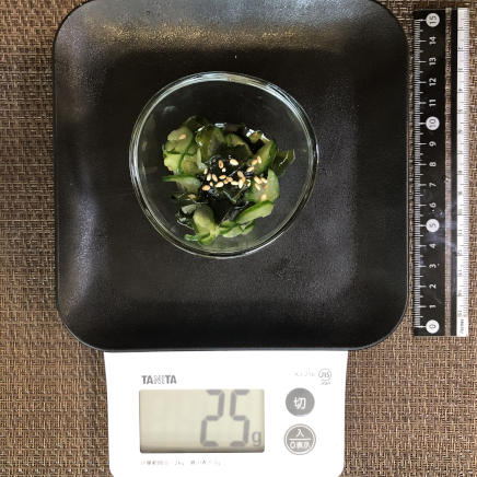 おつまみ皿1杯のきゅうりとわかめの酢の物 25g