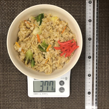丼ぶり1杯・1人前377gのそばめし