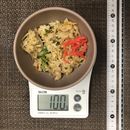 100g分のそばめし