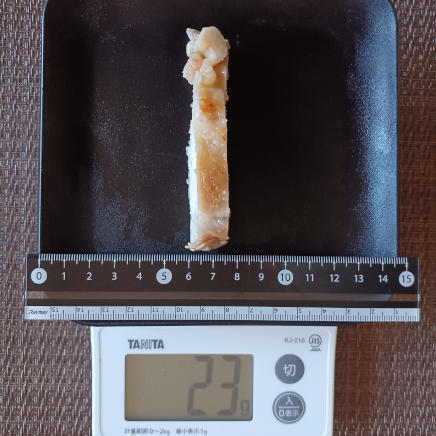 1/8本(左から6本目)の鶏の照り焼き 23g