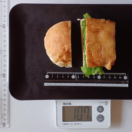 照り焼きチキンバーガー1/2個107g