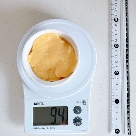 小鉢1杯分のカスタードクリーム