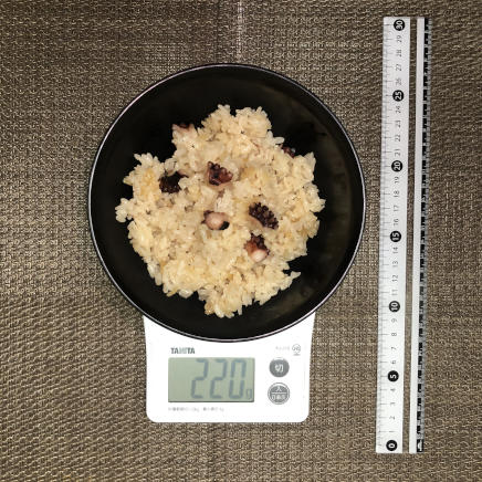 茶碗一膳強・1人前220gのタコ飯